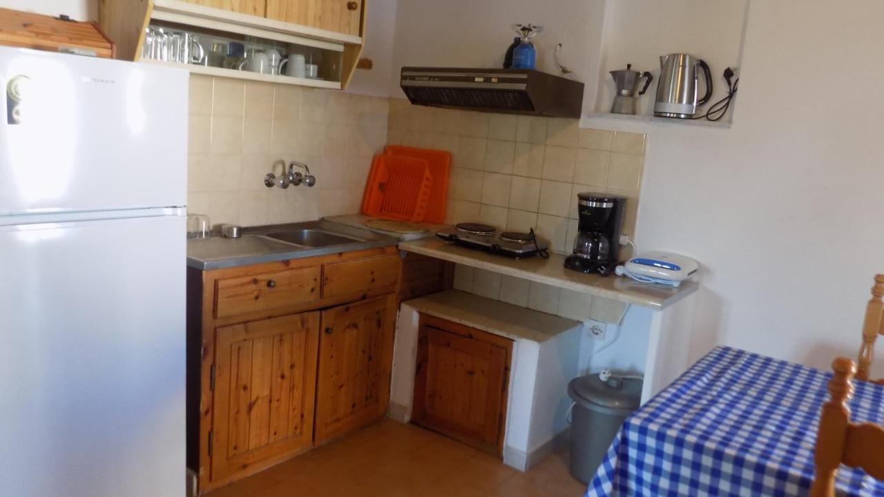 Elli - Nikos Apartament *